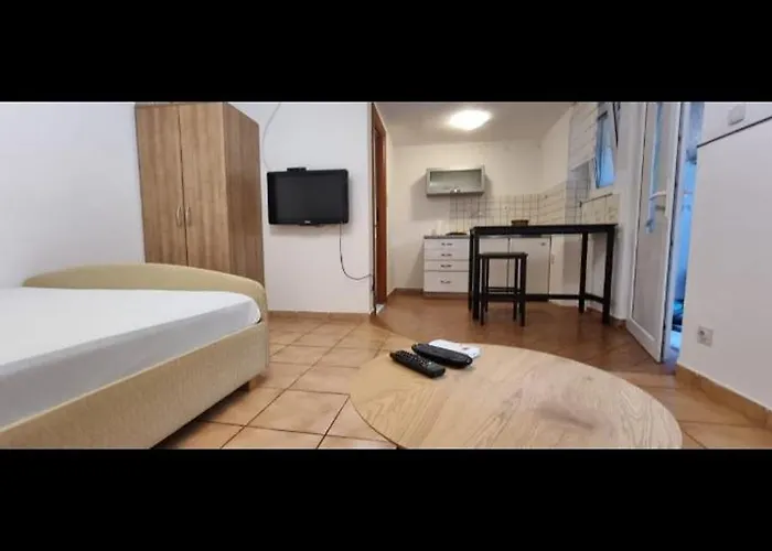 Grika Apartment